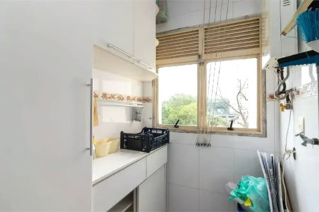 Apartamento à venda no Mandaqui com 3 dormitórios, sendo 1 suíte, sala ampla e bem distribuída, cozinha, 2 banheiros e área de serviço. O imóvel conta ainda com 1 vaga de garagem.