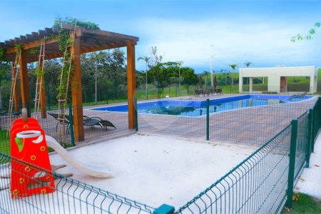 Vende-se terreno em Itatiba no condomínio Ecologie.