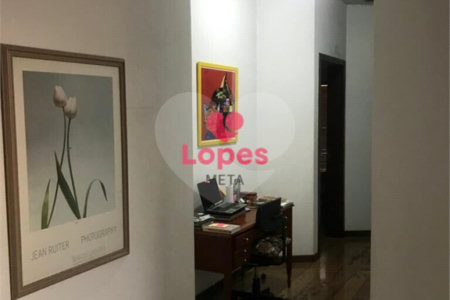 Excelente Casa a Venda no Bairro Jardim Esplanada, 3 dormitórios, sendo 2 suites São José do Campos