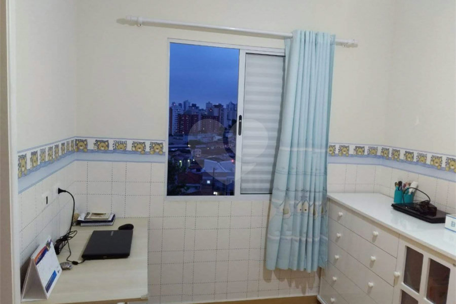 Casa à venda com 2 suítes no condomínio Residencial Matos, São Paulo - SP