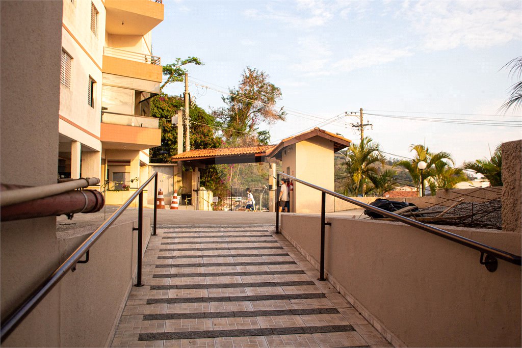 Apartamento à venda com 2 quartos em Esplanada Mendes Moraes, São Roque, SP