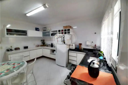 Casa à venda com 3 quartos, sendo 1 suíte, em Vila Aurora (zona Norte), São Paulo, SP