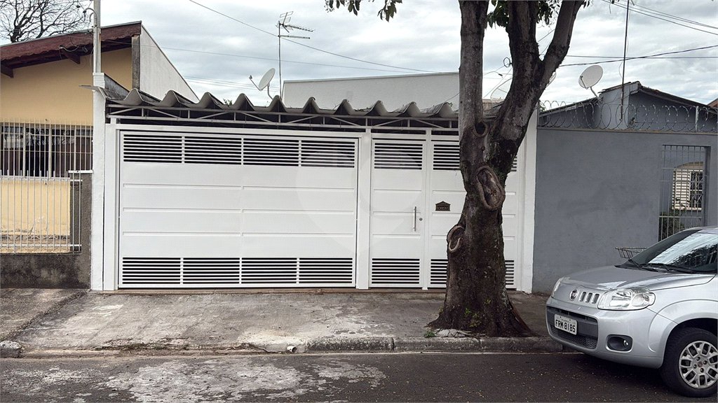 Casa à venda com 3 quartos, sendo 1 suíte, em Cidade Luiza, Jundiaí, SP