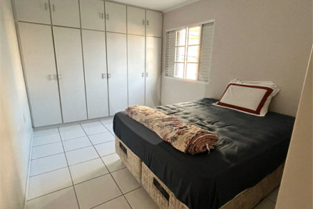 Apartamento à venda com 2 quartos, sendo 1 suíte, em Vila Mogilar, Mogi das Cruzes, SP