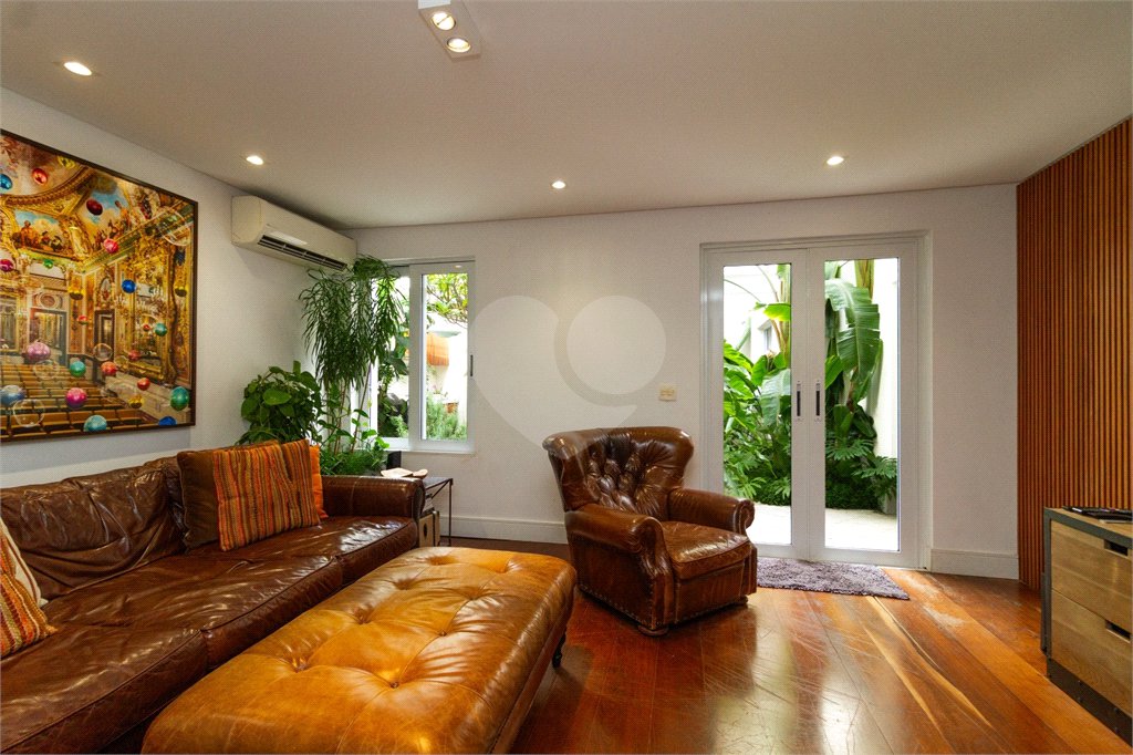 Casa à venda ou para alugar com 4 suítes em Jardim América, São Paulo, SP
