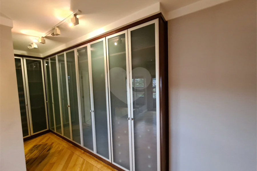 Apartamento à venda com 3 suítes em Santana, São Paulo, SP