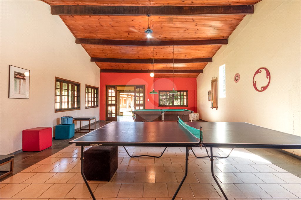 Chácara à venda com 5 quartos, sendo 2 suítes, em Vila São João, Sarapuí, SP