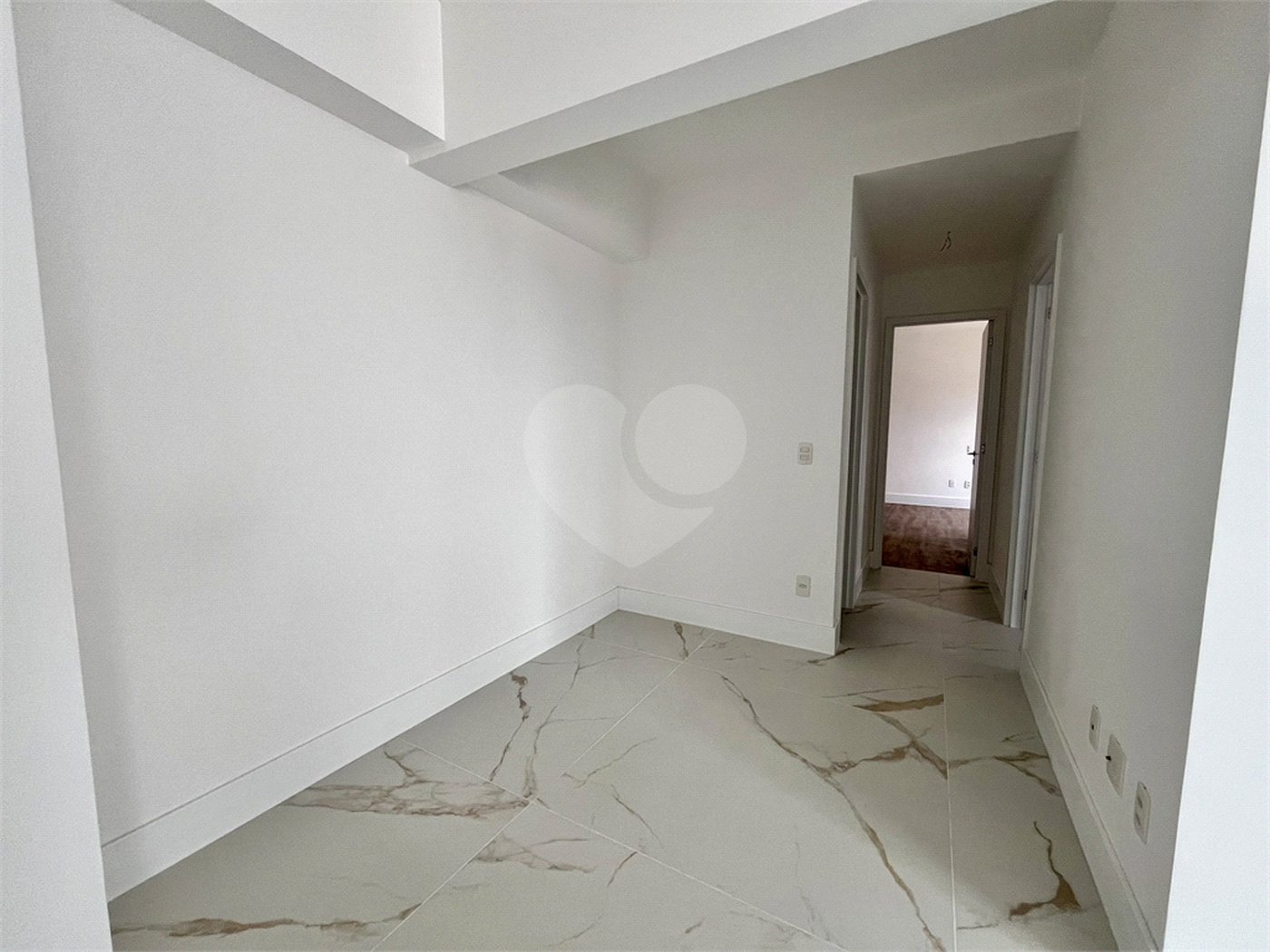 Apartamento à venda com 2 suítes no Centro, Indaiatuba, SP
