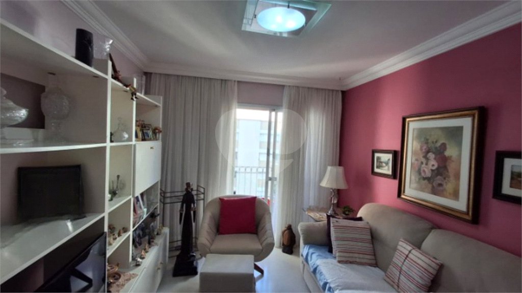 Apartamento à venda com 3 quartos, sendo 1 suíte,  em Indianópolis, São Paulo, SP