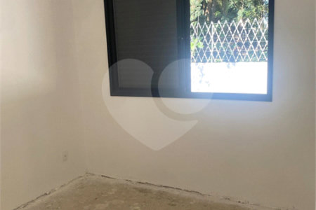 Casa à venda com 2 suítes no condomínio Vila Ilha de Creta, Valinhos - SP