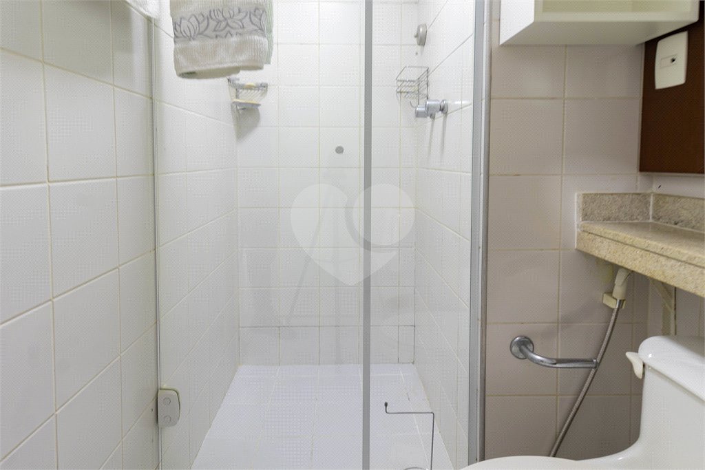 Flat à venda com 1 suíte em Indianópolis, São Paulo, SP