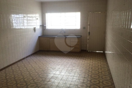 Sobrado à venda com 3 quartos, sendo 1 suíte, em Jardim São Paulo(zona Norte), São Paulo, SP