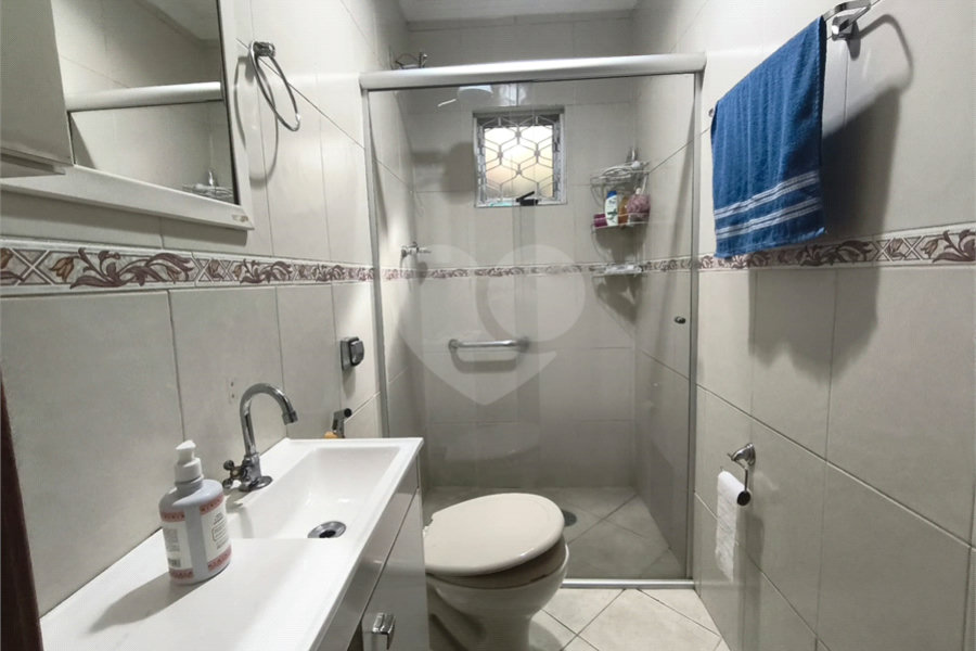 Sobrado à venda com 8 quartos, sendo 2 suítes, em Parada Inglesa, São Paulo, SP