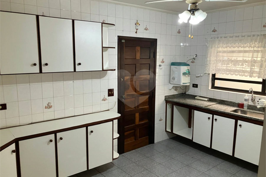 Sobrado à venda com 3 quartos, sendo 1 suíte, em Vila Mazzei, São Paulo, SP