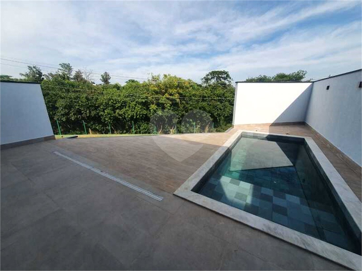Casa à venda com 3 suítes no condomínio Residencial Mantova, Indaiatuba - SP