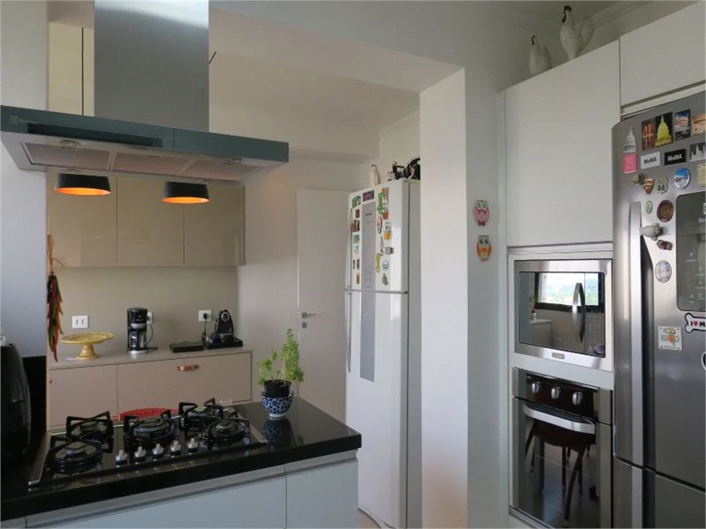 Apartamento à venda com 4 quartos, sendo 3 suítes, em Jardim Monte Kemel, São Paulo, SP