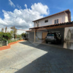 Casa à venda com 4 quartos, sendo 1 suíte, em Vila Santa Maria (vila Xavier), Araraquara, SP