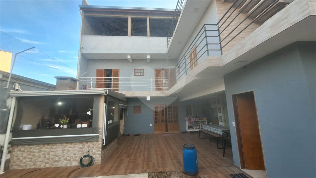 Casa à venda com 3 quartos, sendo 2 suítes, em Parque dos Eucaliptos, Sorocaba, SP
