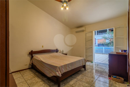Sobrado à venda com 3 quartos, sendo 1 suíte, em Jardim Vera Cruz, São Paulo, SP