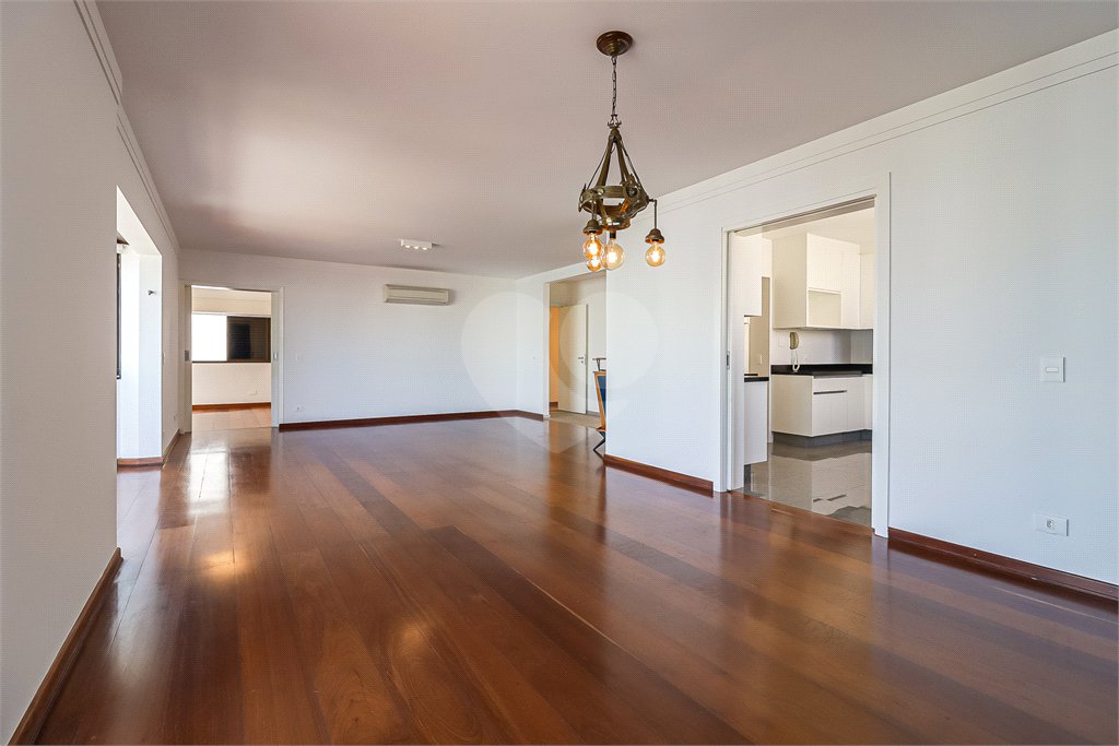 Apartamento à venda com 3 suítes em Cidade Monções, São Paulo, SP