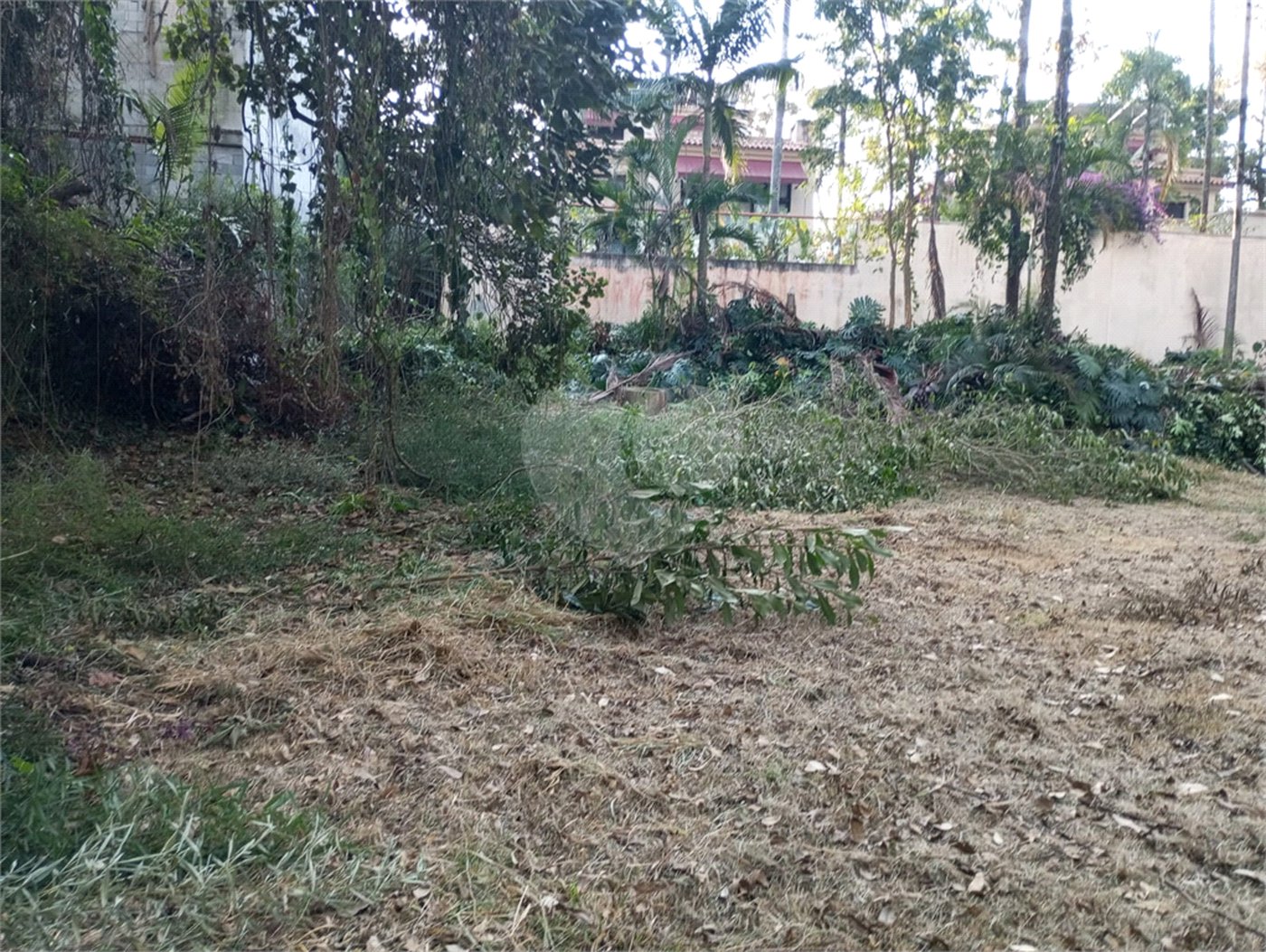 Terreno à venda com 1 suíte em Alto da Boa Vista, São Paulo, SP