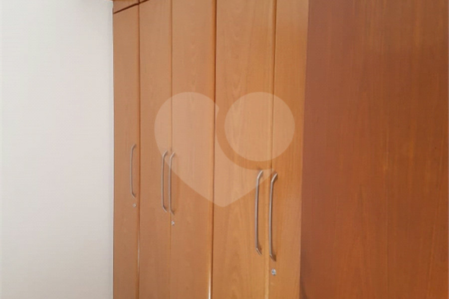 Sobrado à venda com 4 quartos, sendo 2 suítes,  em Tremembé, São Paulo, SP