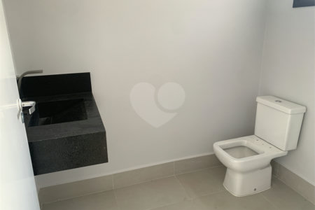 Casa à venda ou para alugar com 4 quartos, sendo 3 suítes, no condomínio Alphaville Nova Esplanada 1, Votorantim - SP