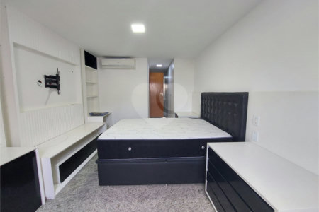 Cobertura à venda com 3 quartos, sendo 2 suítes, em Tijuca, Rio de Janeiro, RJ