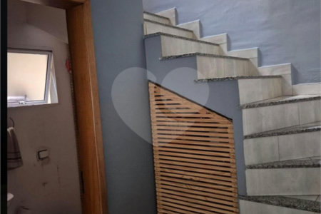Casa à venda com 2 suítes em Jardim Vivan, São Paulo, SP