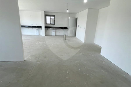 Apartamento à venda com 4 suítes em Jardim Bebedouro, Guarulhos, SP