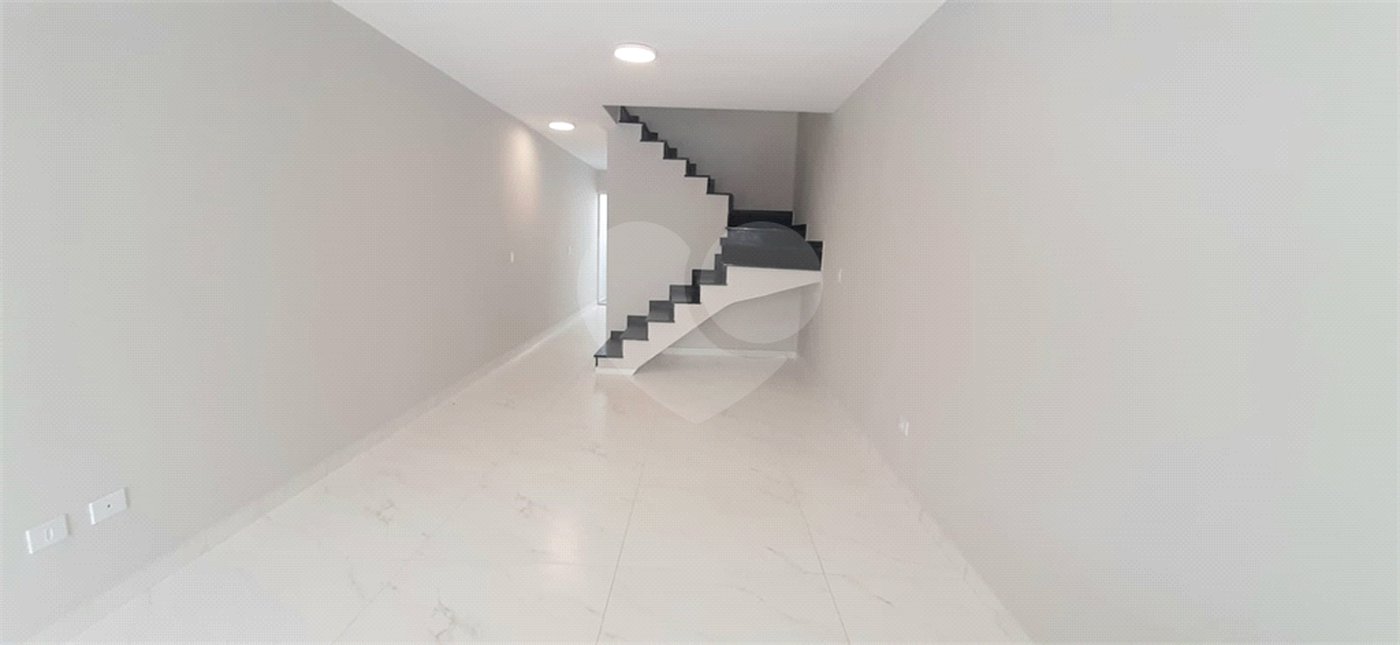 Sobrado à venda com 3 quartos, sendo 1 suíte, em Vila Medeiros, São Paulo, SP