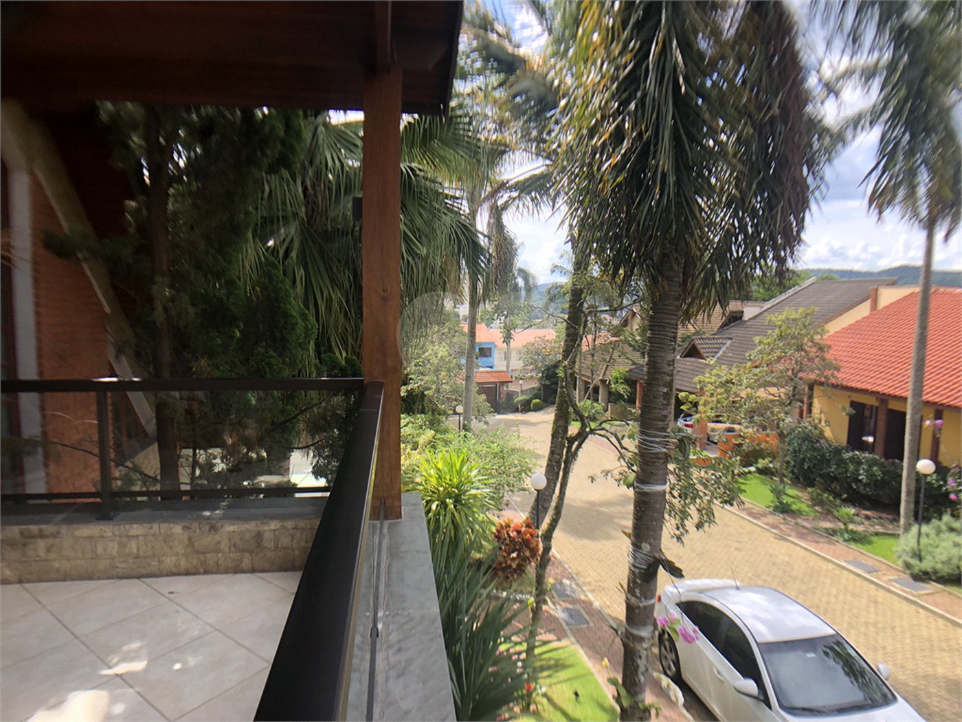 Casa à venda com 4 suítes no condomínio Residencial Floresta, São Paulo - SP