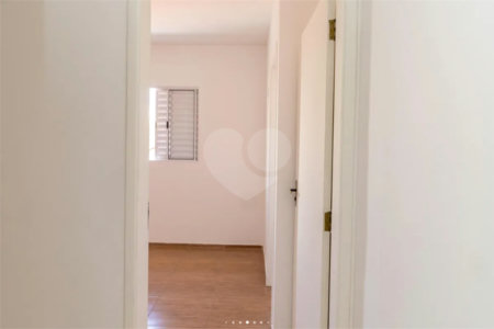 Casa à venda com 2 suítes no condomínio Dos Pássaros, São Paulo - SP