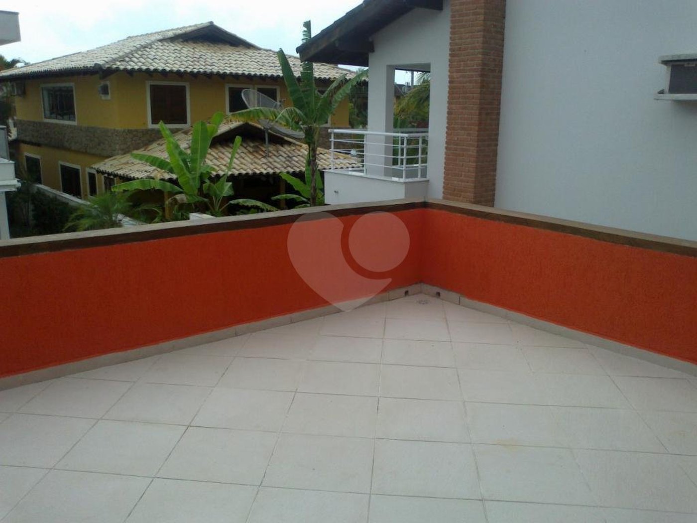 Sobrado à venda com 5 suítes em Enseada, Bertioga, SP