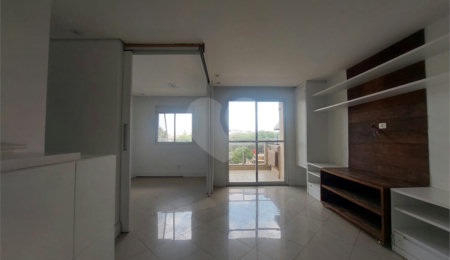 Apartamento à venda com 3 quartos, sendo 1 suíte,  em Vila Leopoldina, São Paulo, SP