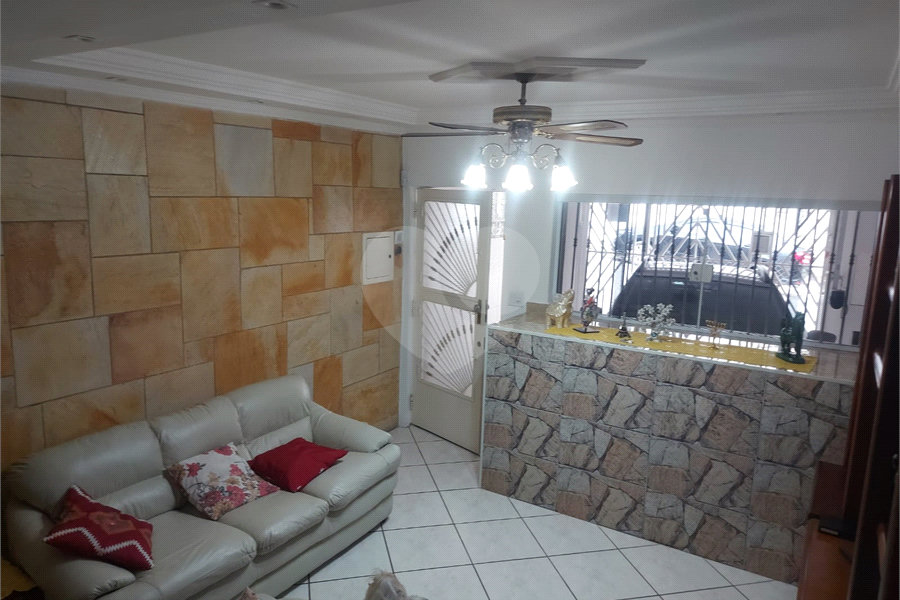 Sobrado à venda com 2 quartos em Santana, São Paulo, SP