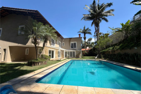 Casa à venda ou para alugar com 4 quartos, sendo 3 suítes, em Alto da Boa Vista, São Paulo, SP