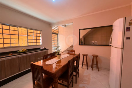 Sobrado à venda com 3 quartos, sendo 1 suíte, em Jardim Califórnia, Sorocaba, SP