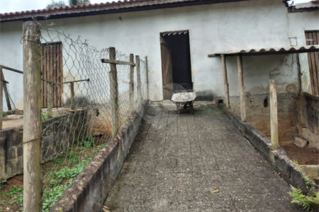 Chácara à venda com 4 quartos, sendo 3 suítes, em Ibiúna, Ibiúna, SP