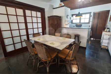 Casa para alugar com 3 quartos, sendo 2 suítes, em Praia Rasa, Armação dos Búzios, RJ