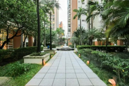 Apartamento para alugar com 3 quartos, sendo 1 suíte, em Vila Olímpia, São Paulo, SP