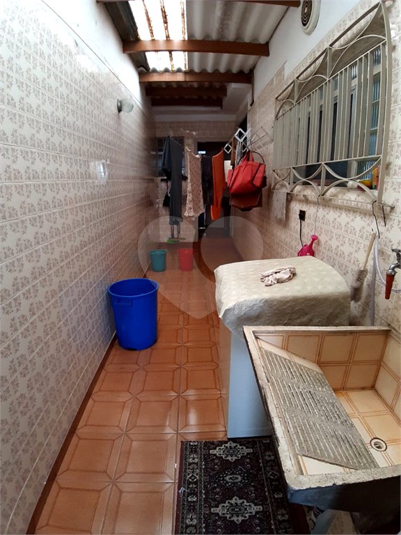 Sobrado à venda com 5 quartos em Vila Nivi, São Paulo, SP