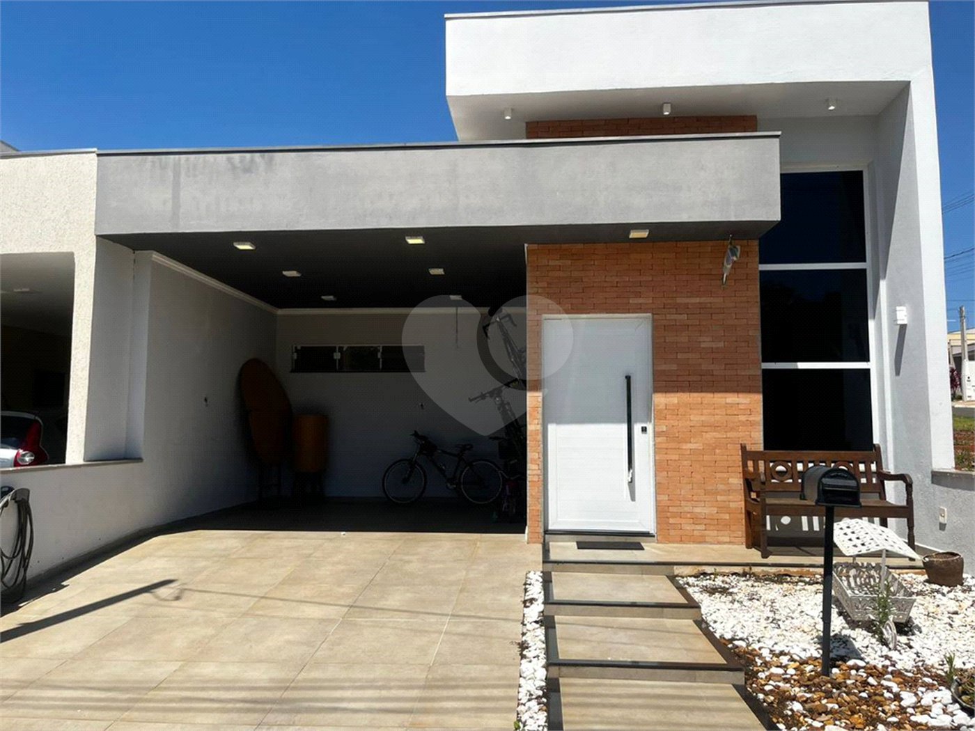Casa à venda com 2 quartos, sendo 1 suíte, no condomínio Residencial Reserva das Paineiras, Itapetininga - SP