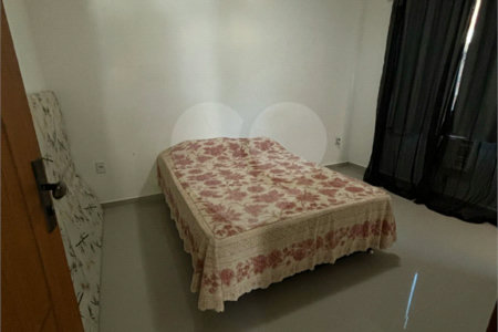 Casa à venda com 4 quartos, sendo 3 suítes,  em Tucuns, Armação dos Búzios, RJ