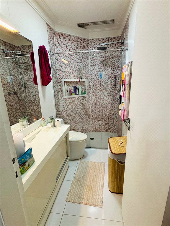 Casa à venda com 4 suítes no condomínio Maison Montparnasse, São Paulo - SP