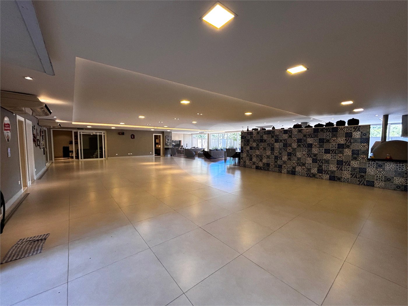 Terreno à venda com 1 quarto, sendo 3 suítes, no condomínio Reserva Nova Cantareira, São Paulo - SP