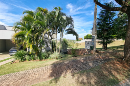 Casa à venda com 3 suítes no condomínio Campo de Toscana, Vinhedo - SP