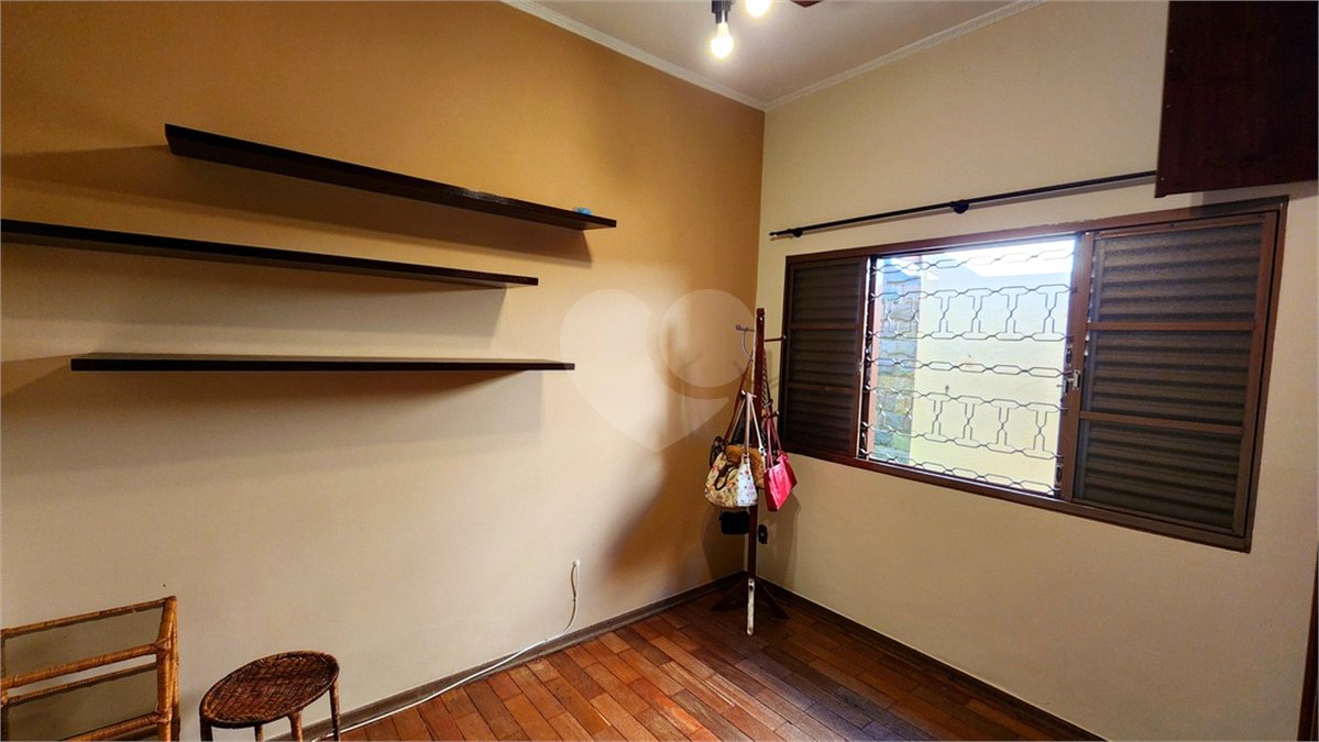 Casa à venda com 2 quartos no Centro, Araraquara, SP