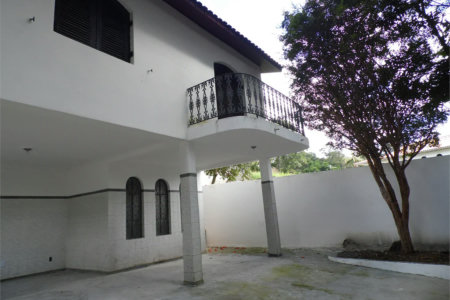 Casa à venda com 5 quartos, sendo 3 suítes, em Vila São Francisco, São Paulo, SP