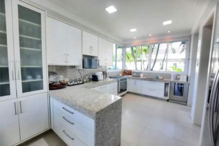 Casa com 6 dormitórios à venda, 700 m² por R$ 10.000.000,00 - Loteamento João Batista Julião - Guarujá/SP